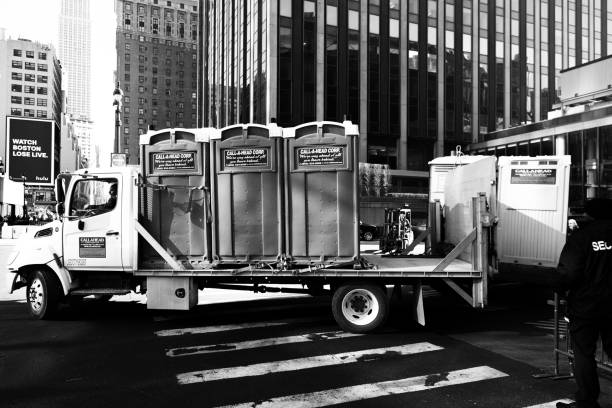 Portable Toilet Options We Offer in Leon, IA
